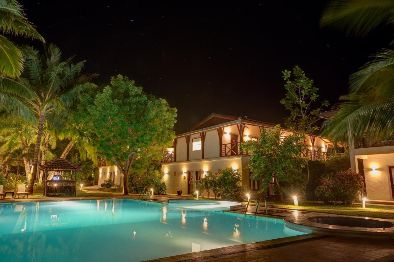 Ranna 212 Beach Resort Kahandamodara Eksteriør bilde